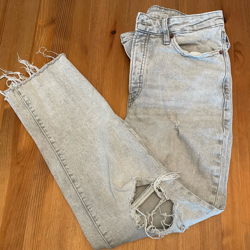 Old Navy distressed straight leg jeans size 10